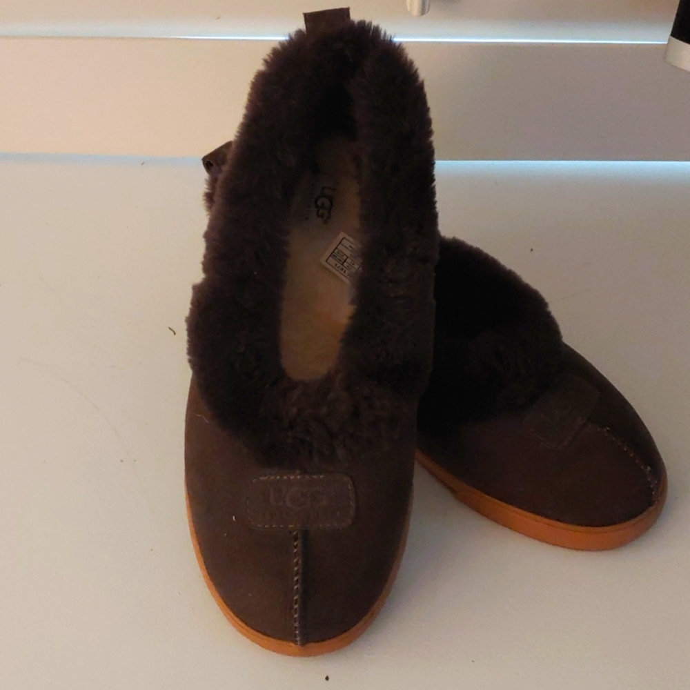 UGG Slippers Size 10